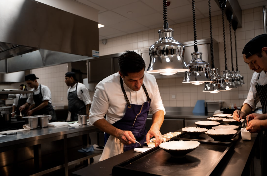 ``Mira Mira by Ricardo Costa”: el segundo restaurante con la firma del chef portugués abre en WOW Porto